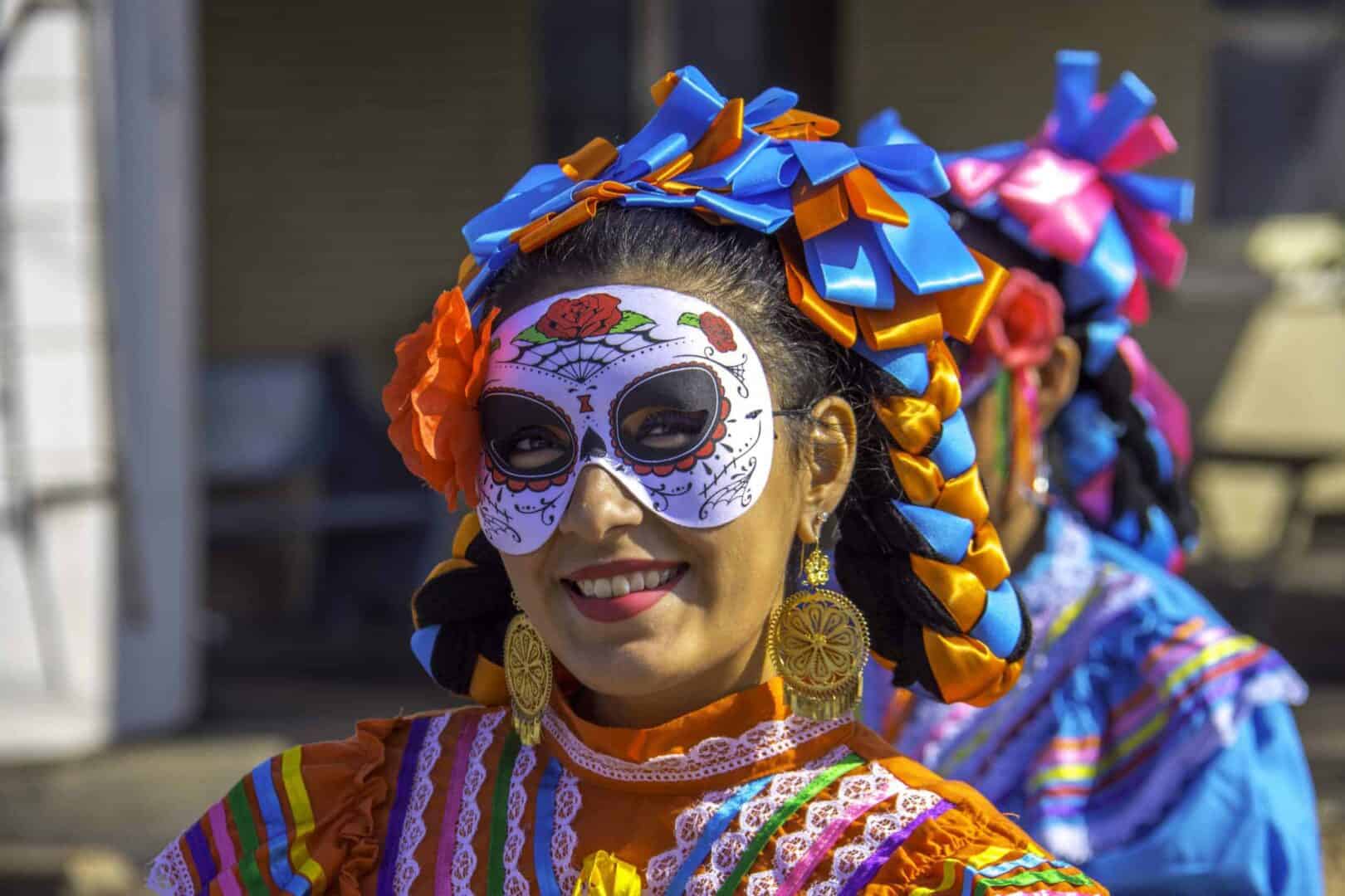 Bridging Cultures: The Mid-South Immigrant's Guide to Integration Dia de Muertos Parade 2018 Cazateatro 84 copy